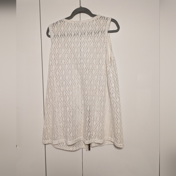 Vintage Crochet Vest/Cover Up with ⚓ Button - Picture 5 of 5